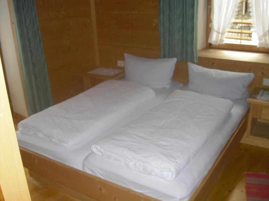 Hotel Edelweiss Malles Venosta Room photo